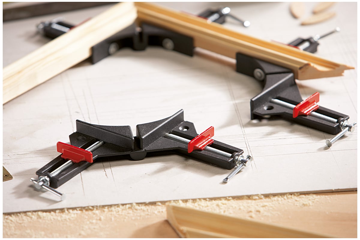 Струбцина BESSEY угловая 2x73, зажим двумя винтами BE-WS1