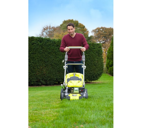 Самоходная бензиновая газонокосилка Ryobi RLM46140 5133002551