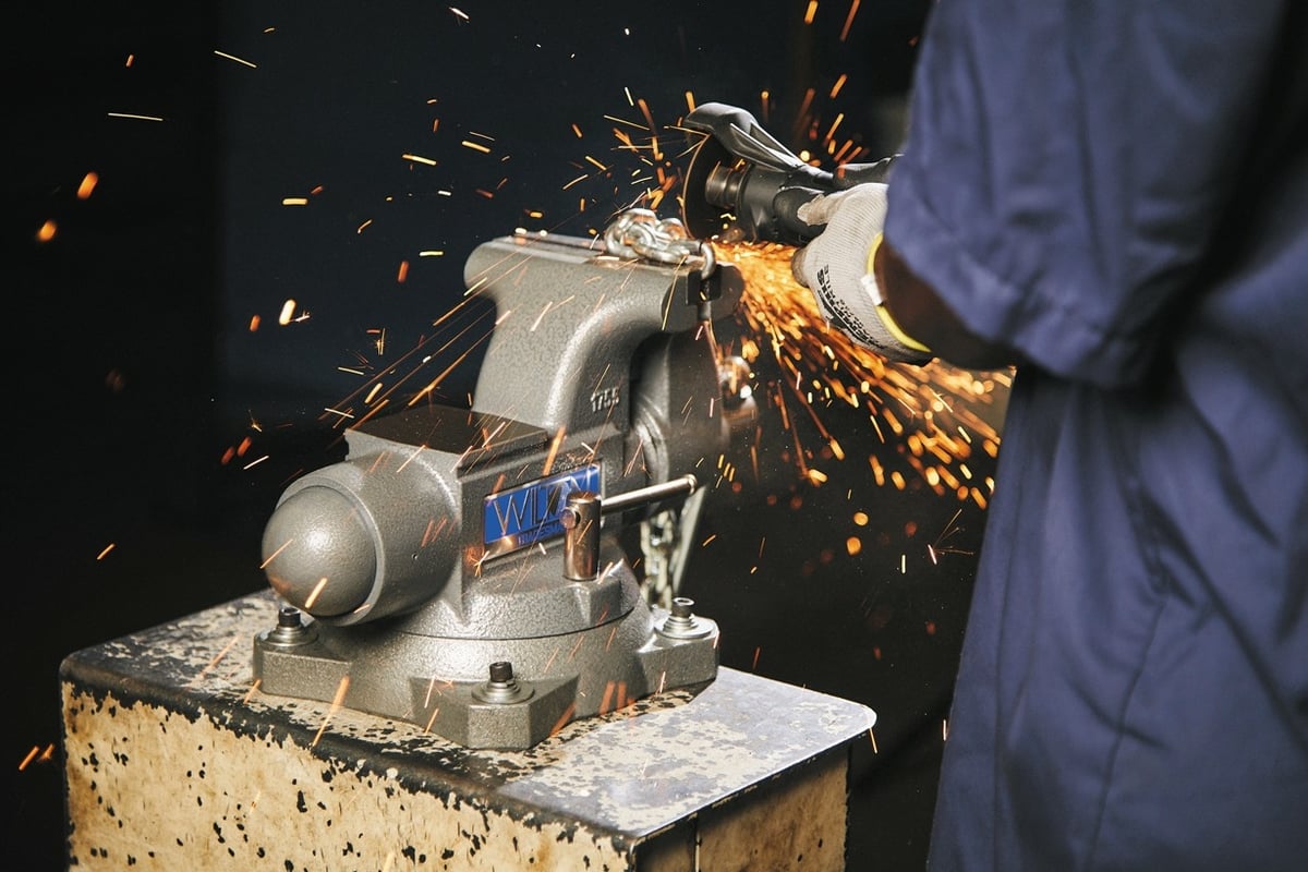 Слесарные тиски WILTON TRADESMAN 165 мм 1765 28807EU
