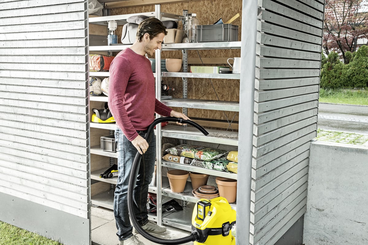 Хозяйственный пылесос Karcher WD 3 Battery без аккумулятора в комплекте 1.629-910