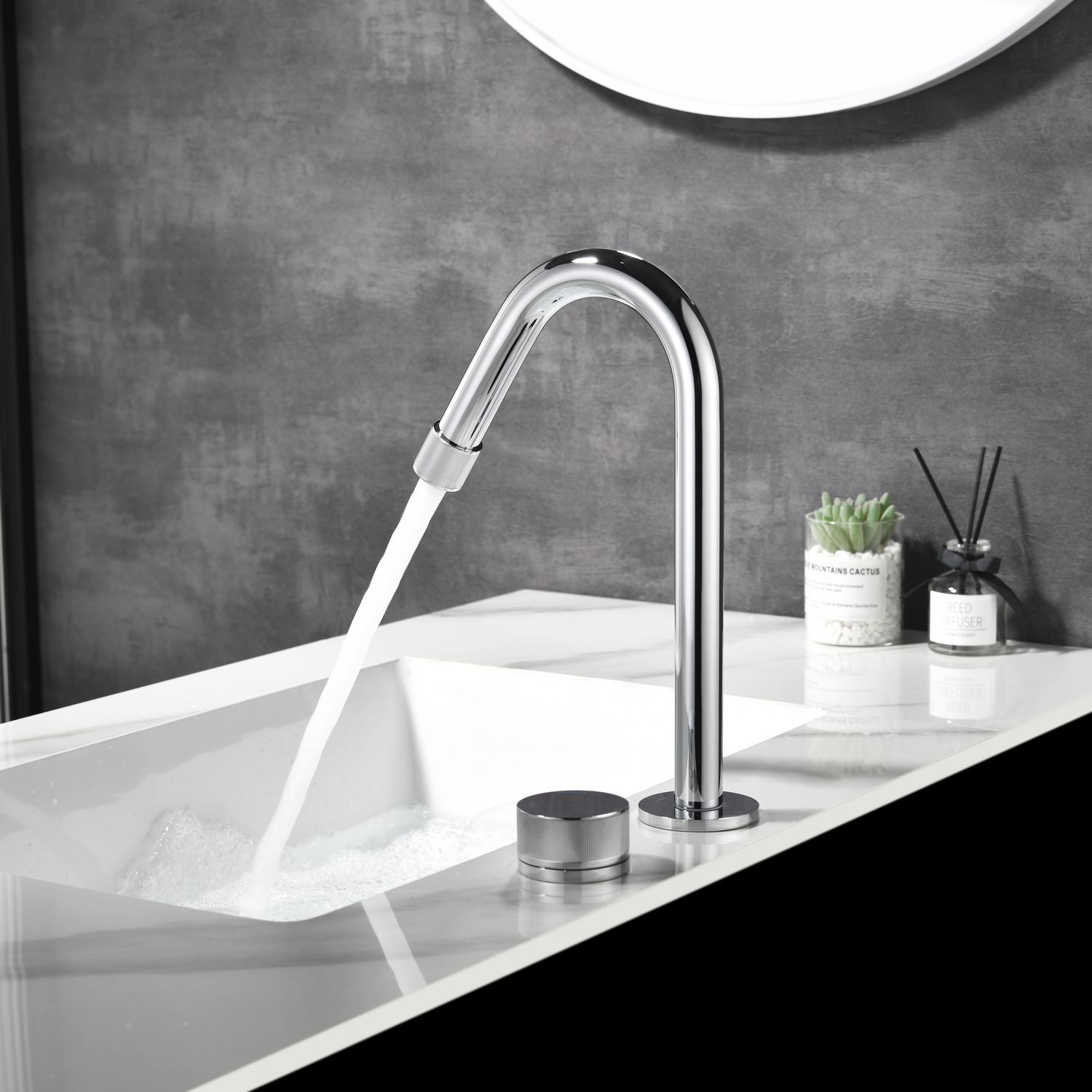 Смеситель для раковины Black&White Gravity GF-7108-С хром Смеситель для раковины Black&White Gravity GF-7108-С хром