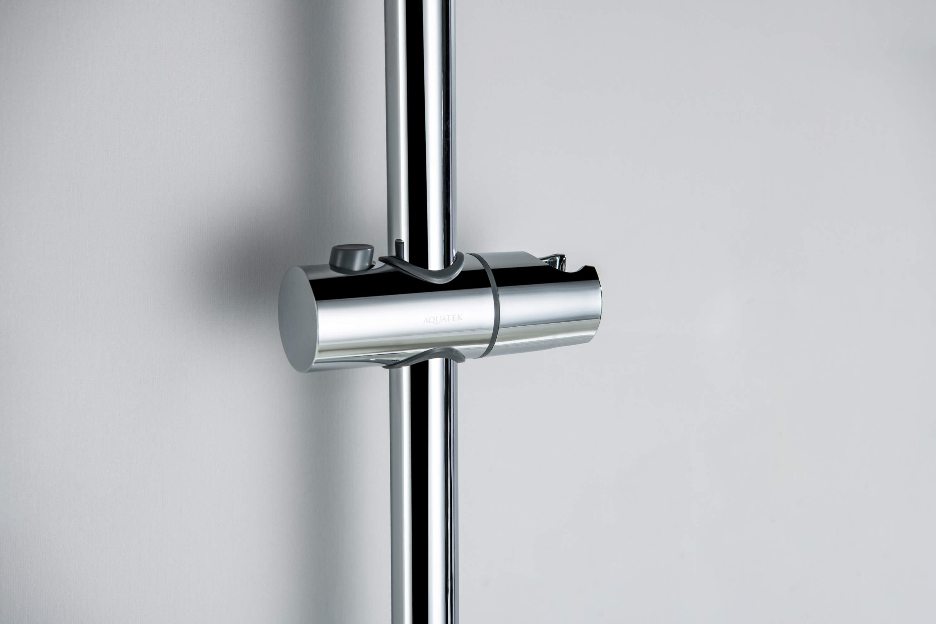 Душевой гарнитур Aquatek Лугано AQ2022CR хром Душевой гарнитур Aquatek Лугано AQ2022CR хром