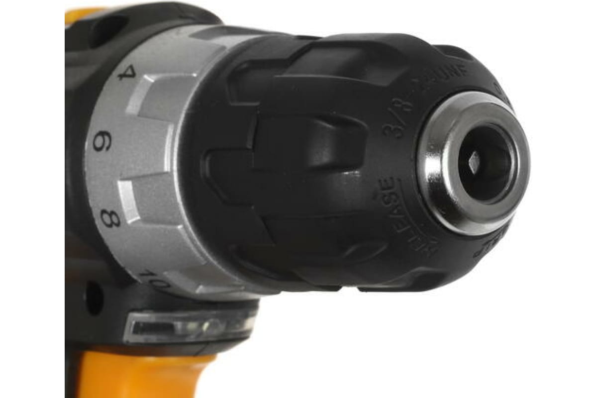 Аккумуляторная дрель-шуруповерт Deko GCD12DU3 SET5 Li-Ion в кейсе + набор инструментов 92 шт., 12 В 063-4148