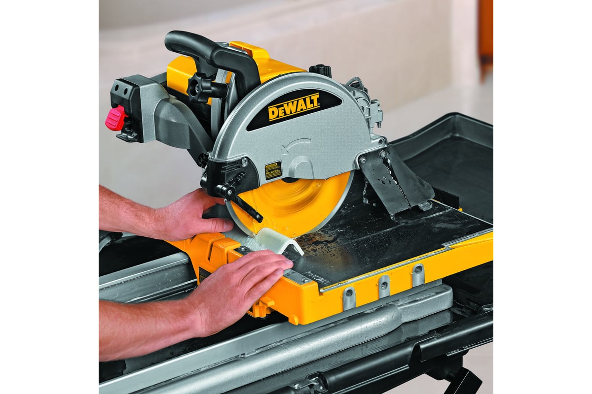 Плиткорезный станок DeWalt D24000