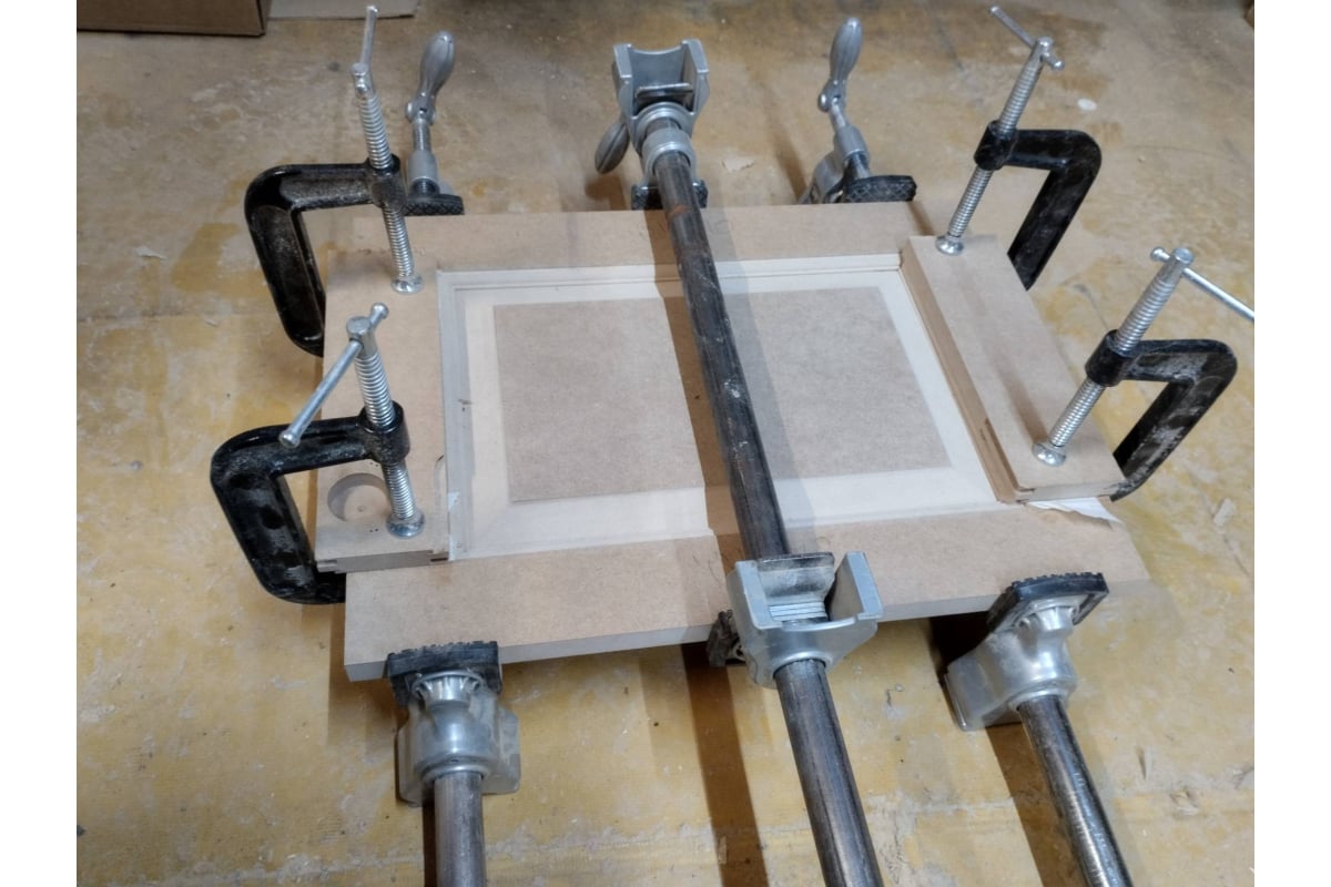 Трубная струбцина 3/4" с поворотной рукояткой EHOMA усилие 600 кг TC-0899