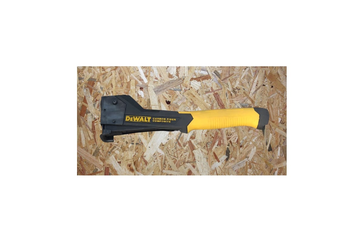 Степлер DeWalt ударный, корпус из углеволокна DWHT75900-0