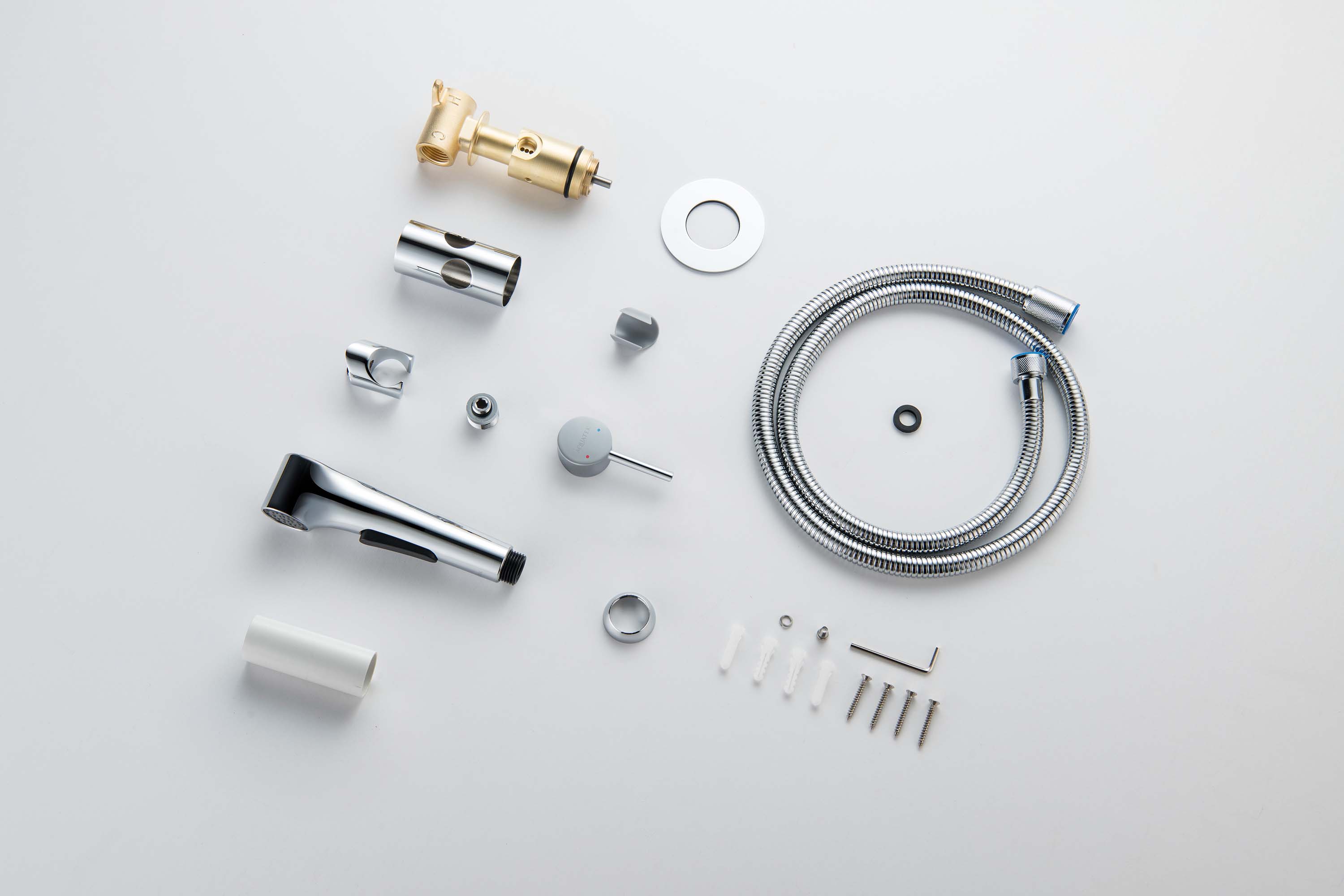 Смеситель Aquatek Европа AQ1020CR с гигиеническим душем, хром Смеситель Aquatek Европа AQ1020CR с гигиеническим душем, хром