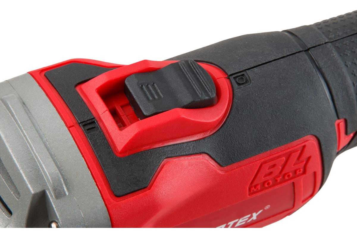 Угловая аккумуляторная шлифмашина Wortex CAG 1812 E ALL1 1BCAG001A29