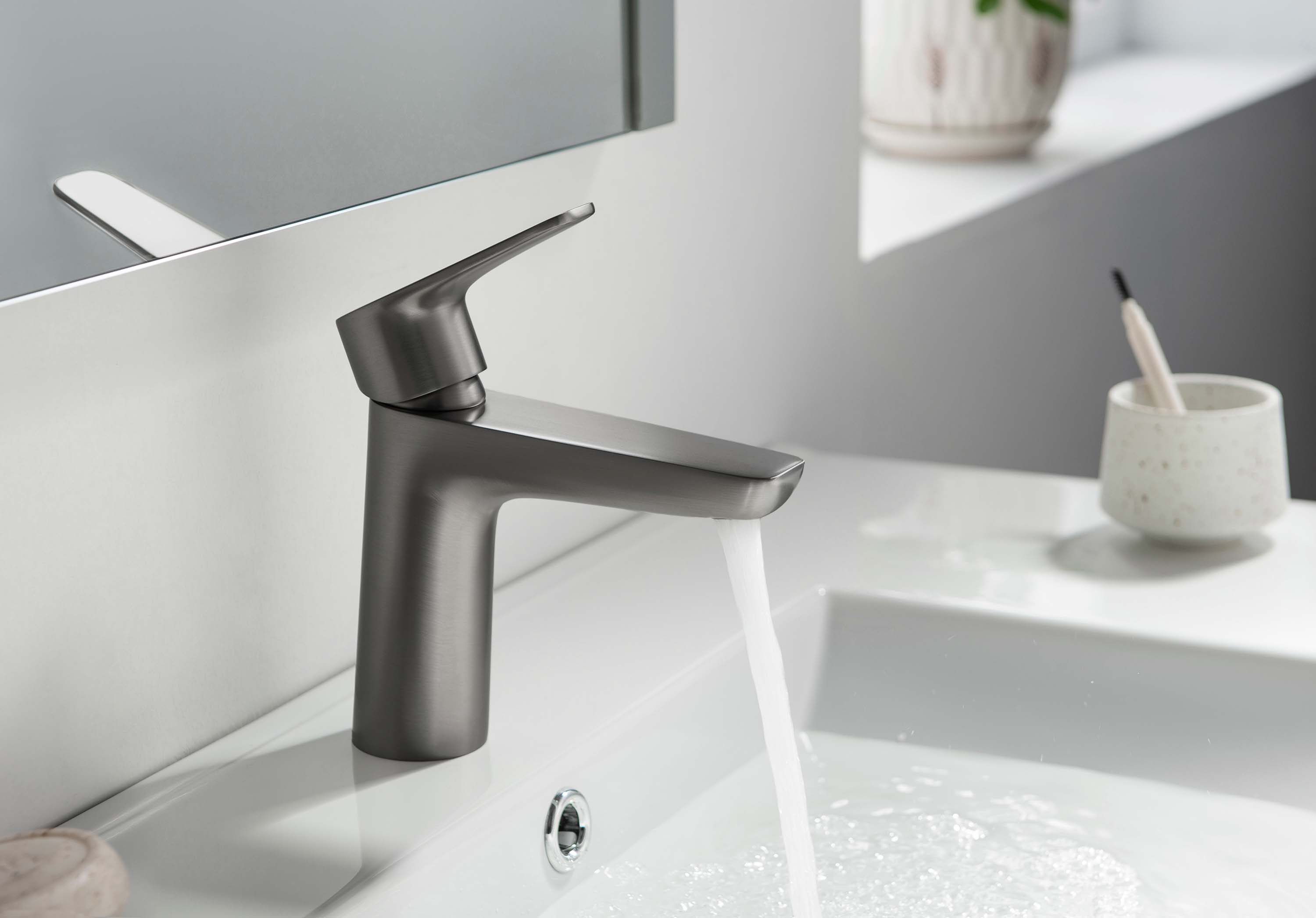 Смеситель для раковины Aquatek Бетта AQ1110BGM оружейная сталь