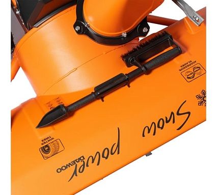 Снегоуборщик Daewoo бензиновый с инжекторным двигателем DAST 17110 EFI