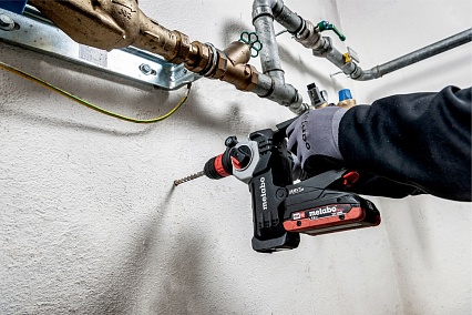 Аккумуляторный перфоратор Metabo KHA 18 LTX BL 24 Quick SE 600149850