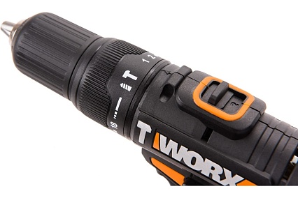 Аккумуляторная ударная дрель-шуруповерт Worx WX371.3