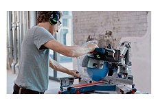 Аккумуляторная торцовочная пила Bosch GCM 18V-305 GDC СОЛО 0601B43000