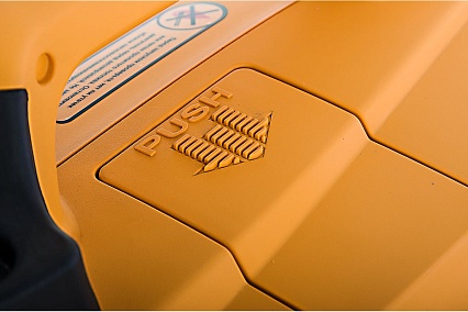 Инверторный генератор Huter DN2700 64/10/3