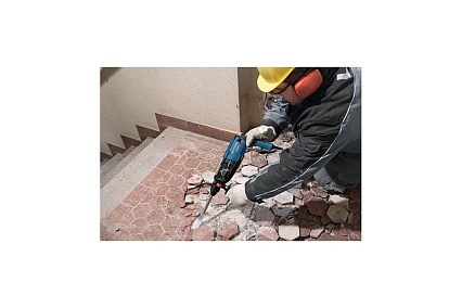 Перфоратор Bosch GBH 2-28 DFV + набор оснастки 0.611.267.204