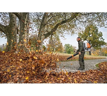 Профессиональная воздуходувка Stihl BR 800 42830111603