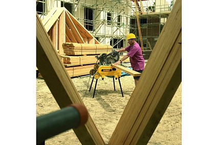 Комбинированная торцовочная пила DeWalt D27107