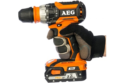 Бесщеточная аккумуляторная дрель AEG BSB 18CBL LI-202C 4935448462
