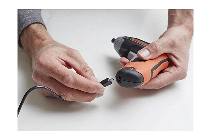Аккумуляторный винтоверт Black&Decker 3.6В BCF611CK-QW