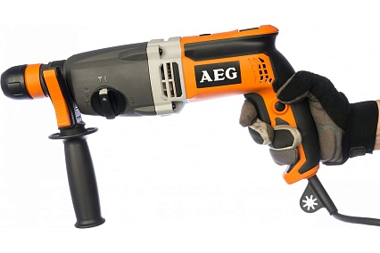 Перфоратор AEG KH 28 Super XE 4935428190