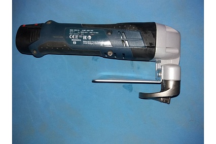 Аккумуляторные ножницы по металлу Bosch GSC 12V-13 Professional Solo 0.601.926.105