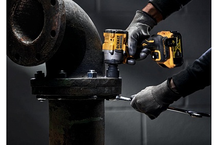 Гайковерт DeWalt 18 В XR DCF921NT-XJ