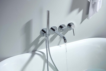 Смеситель для ванны Aquatek Европа AQ1344CR хром Смеситель для ванны Aquatek Европа AQ1344CR хром