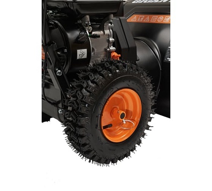 Бензиновый снегоуборщик Gigant SP-7-560MS