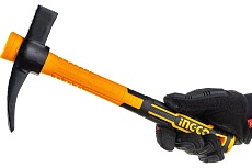 Молоток-кирочка каменщика Ingco 700 гр. HIHH80700