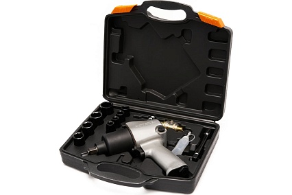 Пневматический гайковерт Rossvik 1/2", 700 Hм, с набором головок RT-5268K