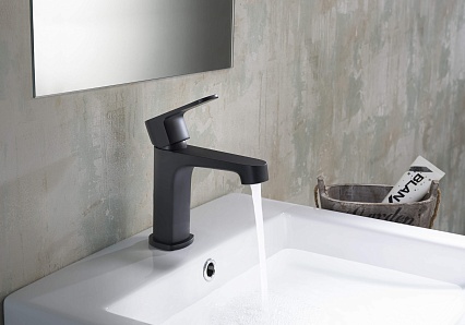 Смеситель для раковины Aquatek Оберон AQ1210MB черный матовый