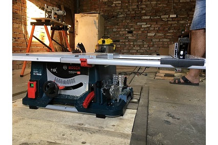 Распиловочный стол Bosch GTS 635-216 0601B42000