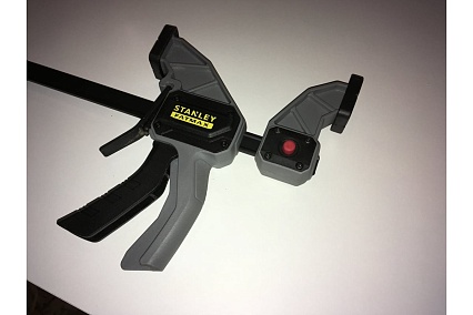 Триггерная струбцина Stanley FATMAX L 300 мм FMHT0-83235