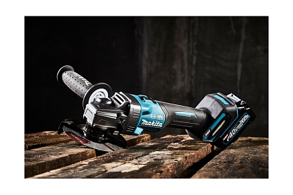 Угловая шлифовальная машина Makita XGT GA005GM201 199370
