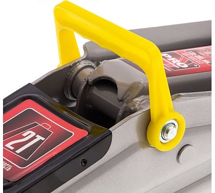 Гидравлический подкатной домкрат Matrix MASTER 2 т, h подъема 135–355 мм 51020