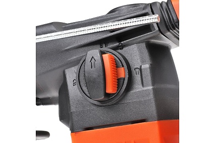 Перфоратор Patriot RH 303 SDS+, мощность 1275 Вт, 4.2 Дж, 3 режима работы, макс.диаметр 26 мм, глубиномер, кейс 140301303