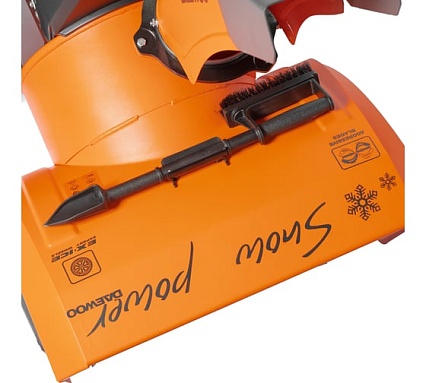 Снегоуборщик Daewoo бензиновый с инжекторным двигателем DAST 9070 EFI