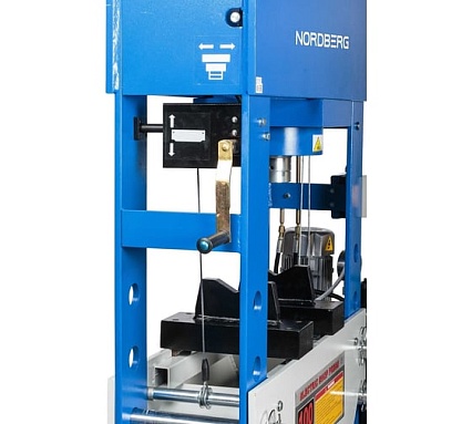 Напольный электрогидравлический пресс Nordberg N36100E