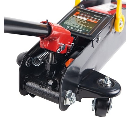 Домкрат Rockforce подкатной гидравлический 2т h min 135мм, h max 310мм RF-TA820011(48273)