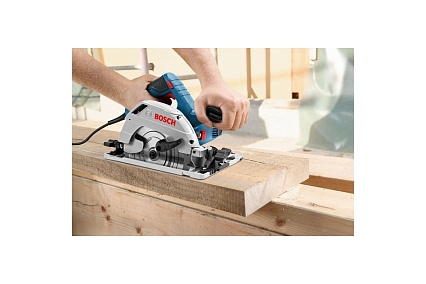 Дисковая пила Bosch GKS 55+ GCE 0.601.682.101
