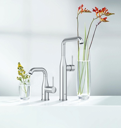 Смеситель для раковины Grohe Essence+ 32901001