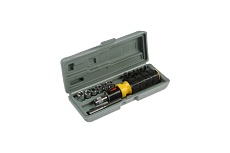 Отвертка с набором бит и головок Тундра реверсивная, в кейсе, 15 предметов 881843