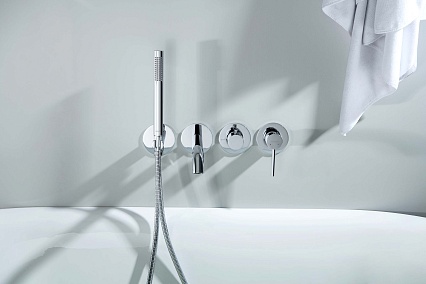 Смеситель для ванны Aquatek Европа AQ1344CR хром Смеситель для ванны Aquatek Европа AQ1344CR хром