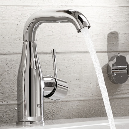 Смеситель для раковины Grohe Essence+ 23462001