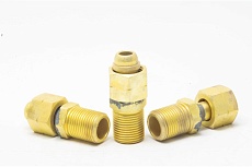 Соединитель СваркаДжет G 3/8 нар/М16х1,5 LH вн 4301010803172