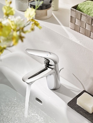 Смеситель для раковины Grohe Eurostyle 2015 Solid 23713003