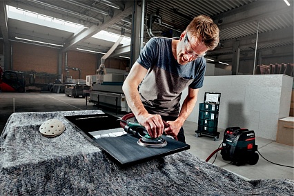Эксцентриковая шлифовальная машина Metabo SXE 150-2.5 BL 615025700