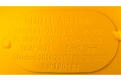 Воздушный компрессор Denzel DCV2200/50 прямой привод, 2,2 кВт, 50 литров, 380 л/мин 58167