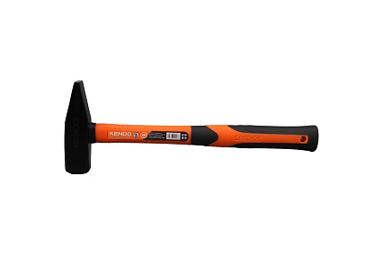Слесарный молоток с фиберглассовой ручкой KENDO 800 гр 25207