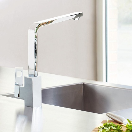 Смеситель для кухни Grohe Eurocube 31255000